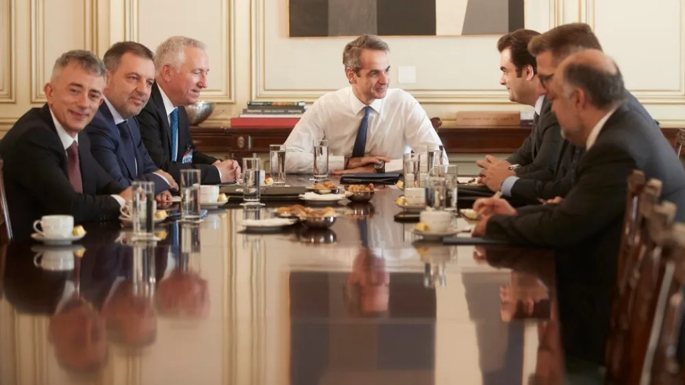 Τι συζήτησε ο Μητσοτάκης με τους εκπροσώπους των εταιριών κινητής τηλεφωνίας