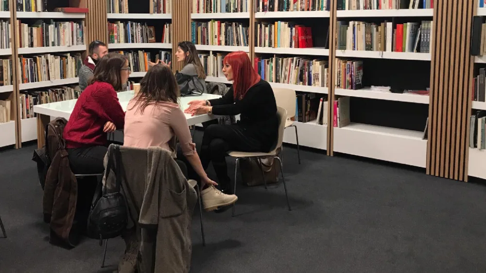 Dutch Human Library: Δράση για την καταπολέμηση των προκαταλήψεων από την Ολλανδική Πρεσβεία