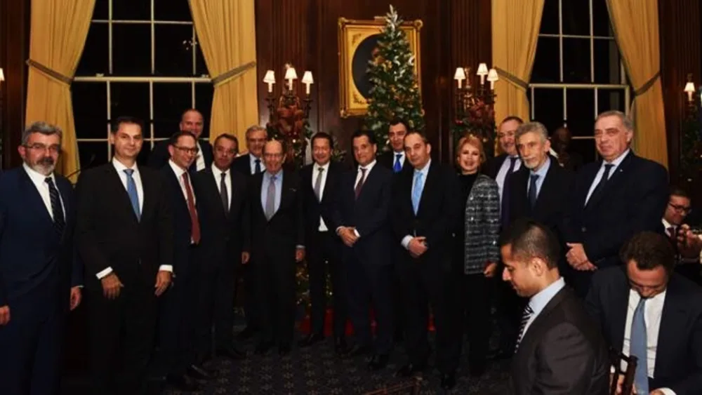 «Εύσημα» Ross & Paulson για την επιστροφή της Ελλάδας στο διεθνές επενδυτικό στερέωμα