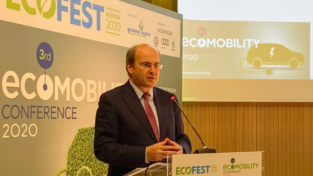 Χατζηδάκης: Αεριοκίνηση, βιοκαύσιμα και ηλεκτροκίνηση «κλειδί» στην πράσινη ατζέντα