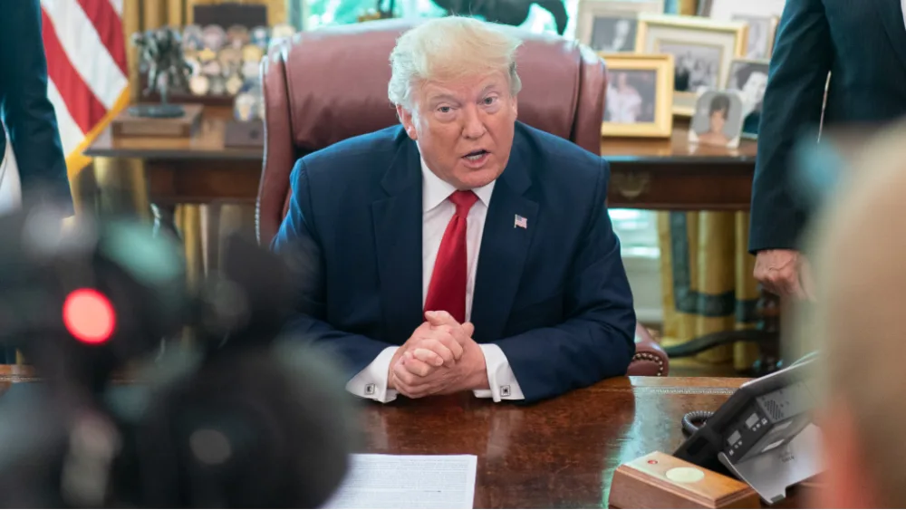 ΗΠΑ: Ο Trump υπέγραψε τη νέα συμφωνία με το Μεξικό και τον Καναδά