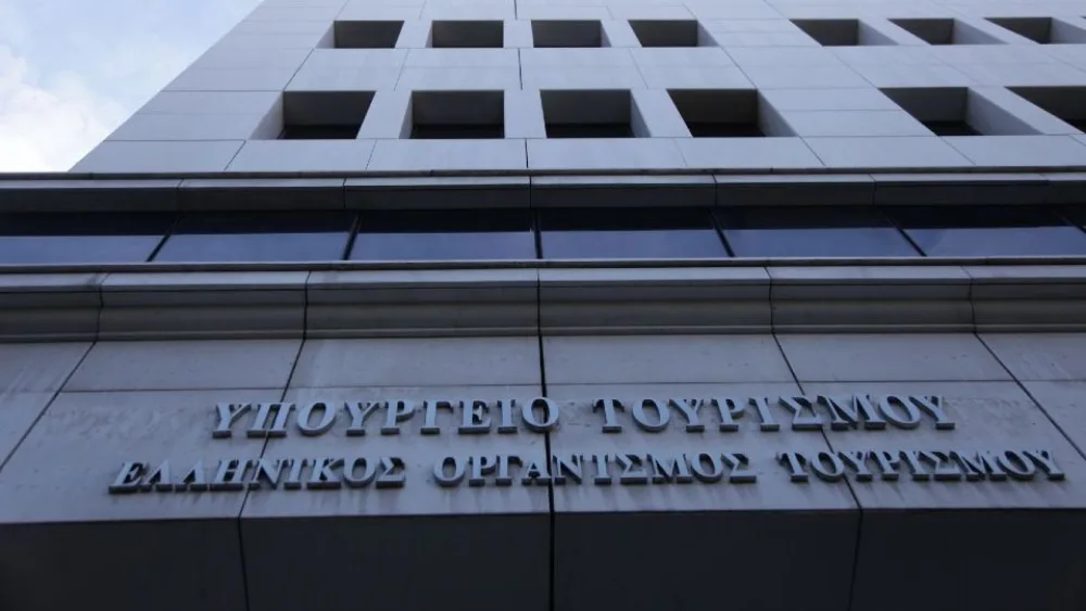 «Τουρισμός για Όλους 2026-2027»: Διευρυμένα εισοδηματικά κριτήρια, ενίσχυση οικογενειών και στήριξη του ορεινού τουρισμού