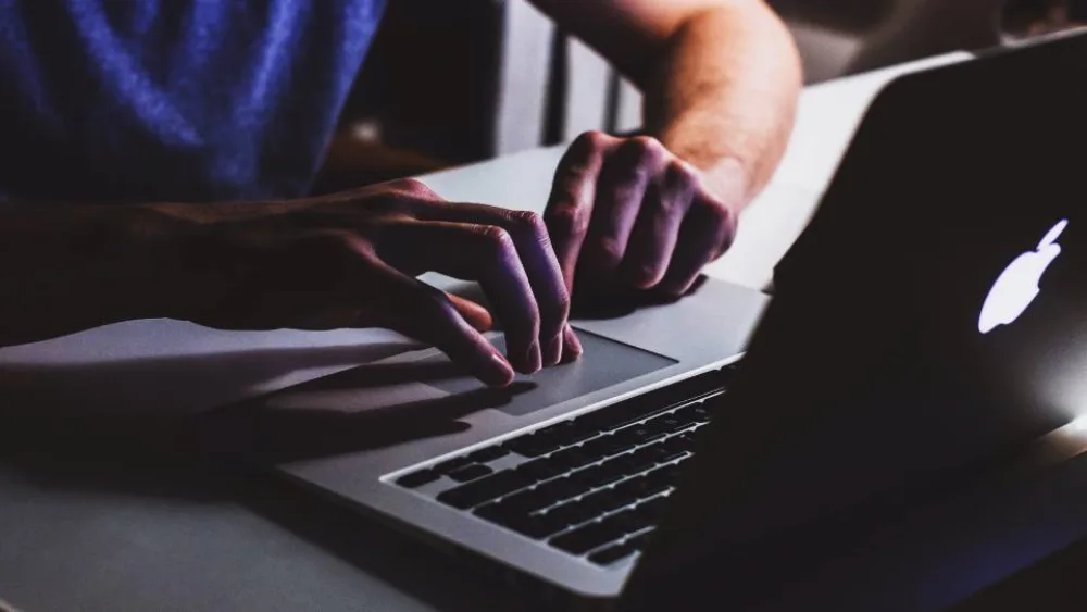 Εξαρθρώθηκε ένα από τα μεγαλύτερα κυκλώματα «πειρατείας» ταινιών