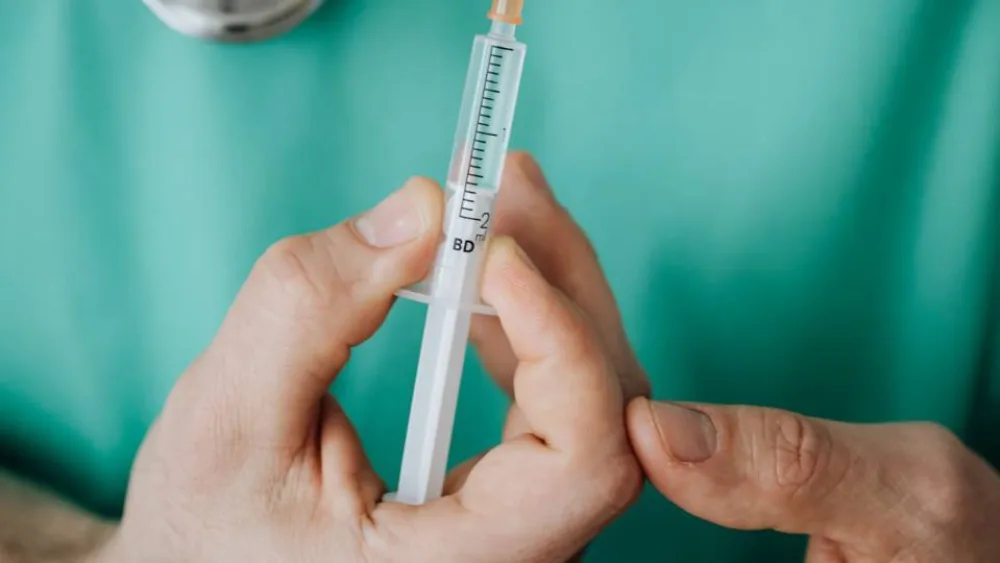 ​Κομιισιόν: Συμφωνία HERA - HERA για κοινή προμήθεια εμβολίων κατά της covid-19​​