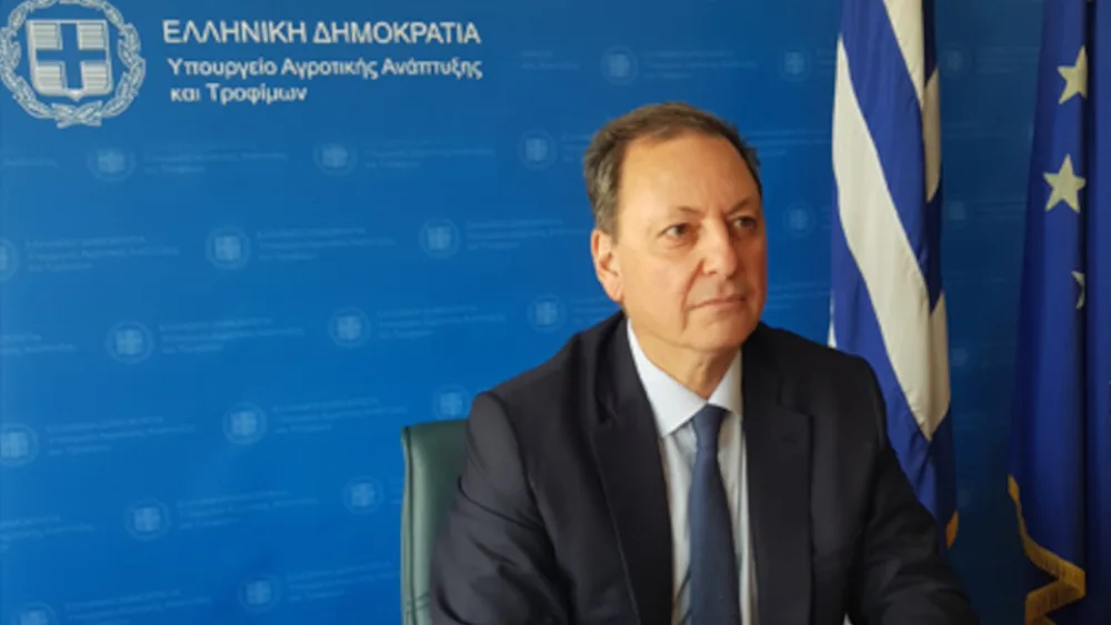Παραιτήθηκε ο υπουργός Αγροτικής Ανάπτυξης Σπήλιος Λιβανός