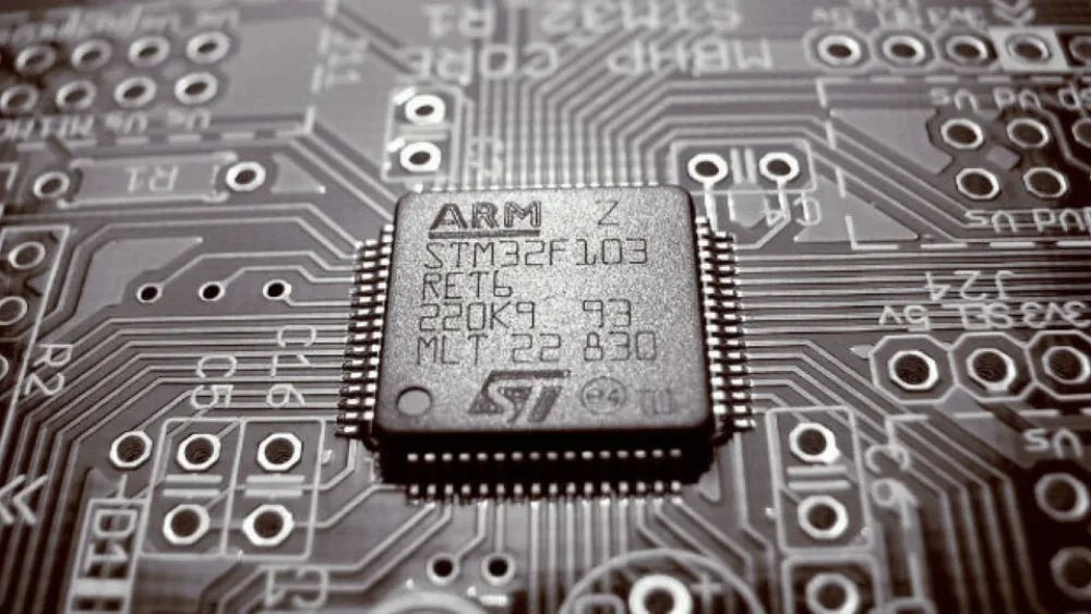 Η ARM προχωρά σε 1.000 περικοπές, μετά την αποτυχία της εξαγοράς από την Nvidia