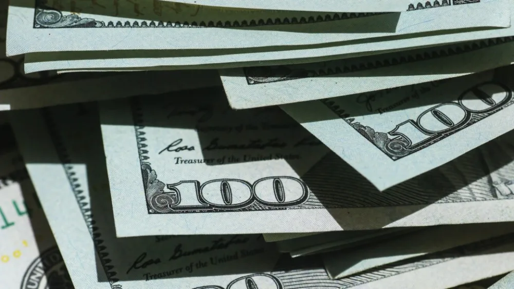 Έρευνα EY: Οι αποεπενδύσεις παγκοσμίως επιταχύνονται από τον COVID-19