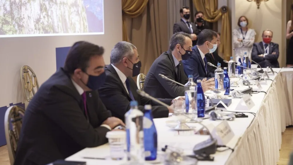 Μητσοτάκης: Βασική ανησυχία ήταν να μην έχουν χαθεί θέσεις εργασίας από τον τουρισμό