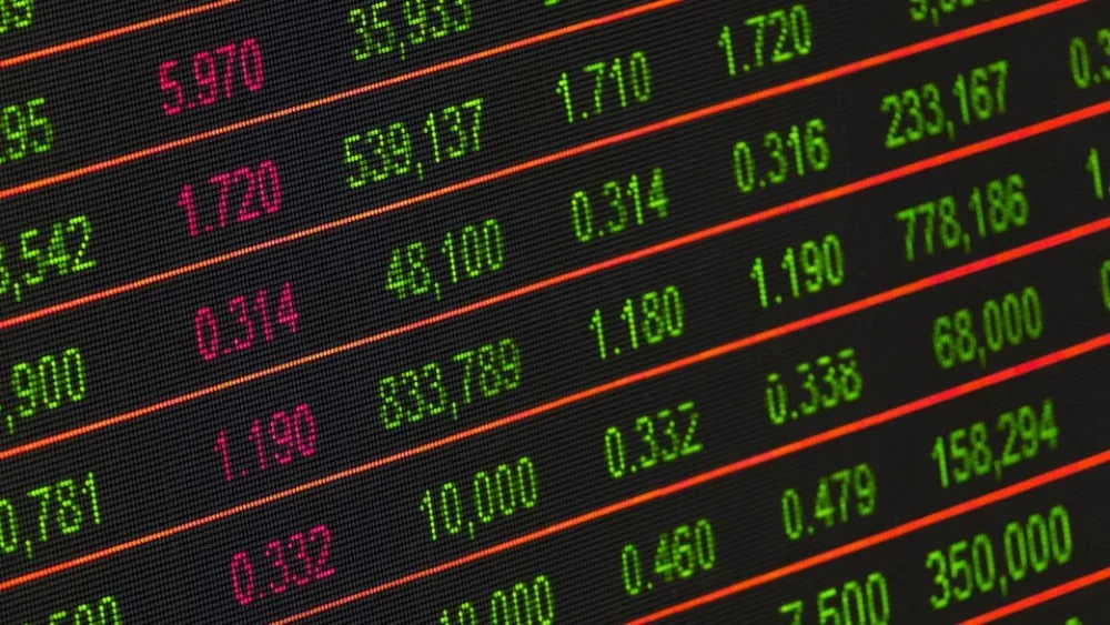 Στα 29,51 δισ. ευρώ τα υπό διαχείριση κεφάλαια των θεσμικών επενδυτών στο τέλος του 2023