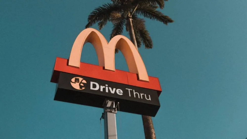 Τεράστια επένδυση από την McDonald's - 12.000 προσλήψεις, 200 νέα εστιατόρια