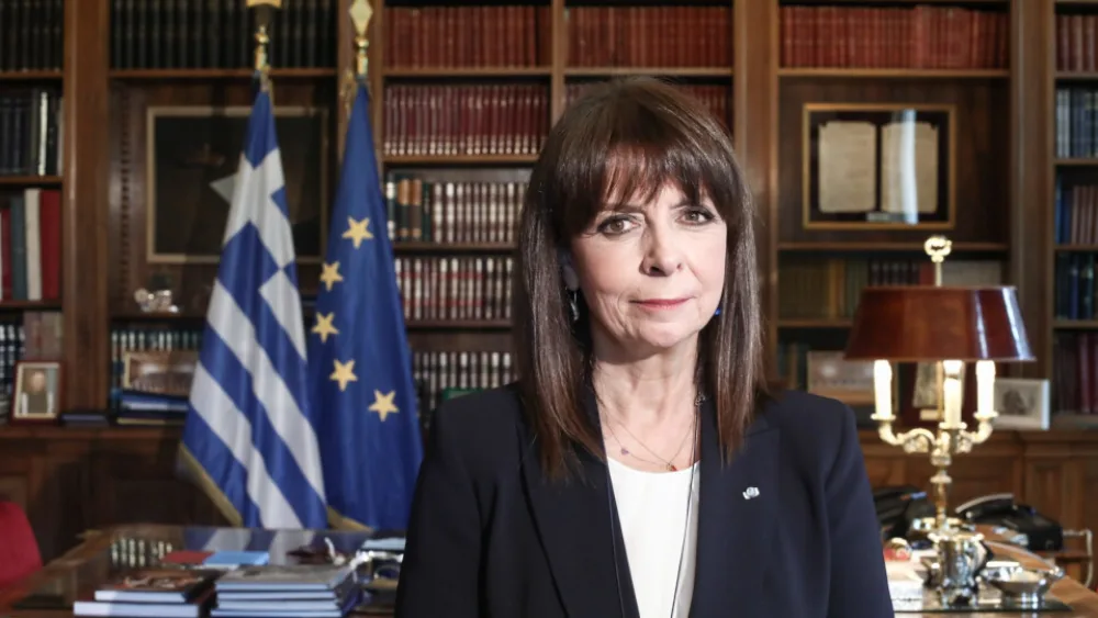 Τα εγκαίνια του αρχείου του Ντίνου Χριστιανόπουλου στo ΑΠΘ θα τελέσει η ΠτΔ