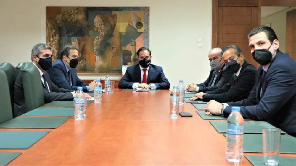 ΕΣΕΕ: Προς κατάργηση οι ενδιάμεσες εκπτώσεις