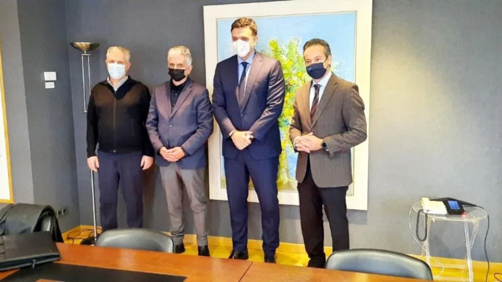 ​Συνάντηση Κικίλια - Καφούνη: Εμπόριο και τουρισμός πάνε μαζί
