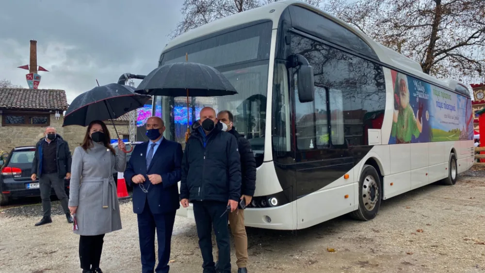Το ηλεκτρικό λεωφορείο της BYD στα Τρίκαλα και στον Μύλο των Ξωτικών​