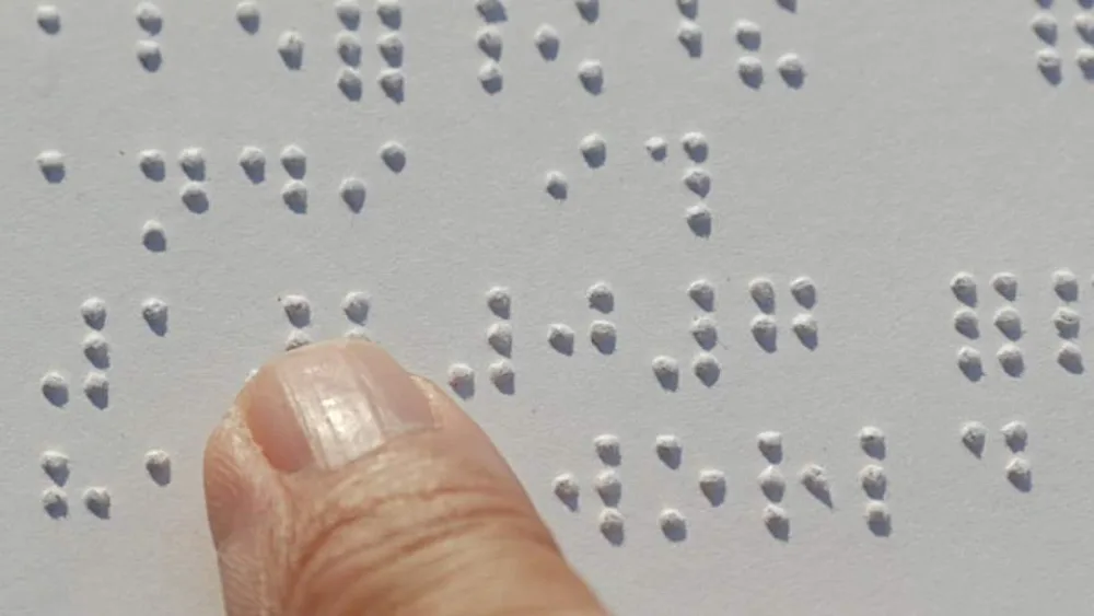 Κωτσόβολος και Generali δημιουργούν σε κώδικα Braille έντυπα προγραμμάτων ασφάλισης
