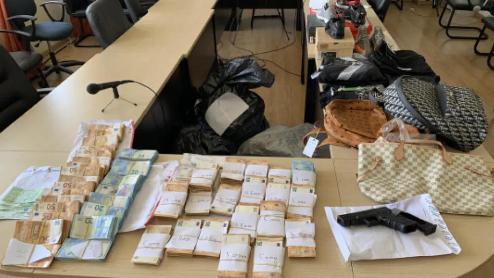 ​Εξαρθρώθηκε οργάνωση που διακινούσε απομιμητικά προϊόντα μέσω διαδικτύου