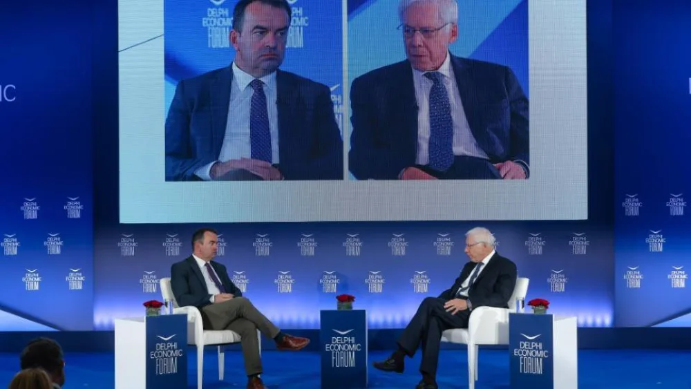 Charles H. Dallara: Θετικό επενδυτικό momentum για την Ελλάδα