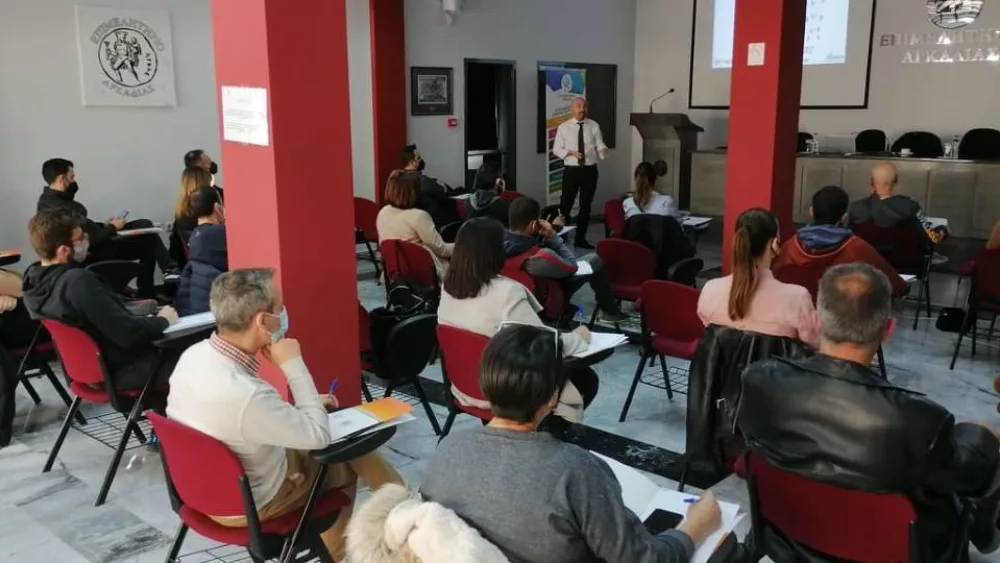 Αθρόα η συμμετοχή στο σεμινάριο του Επιμελητηρίου Αρκαδίας για τα Social Media