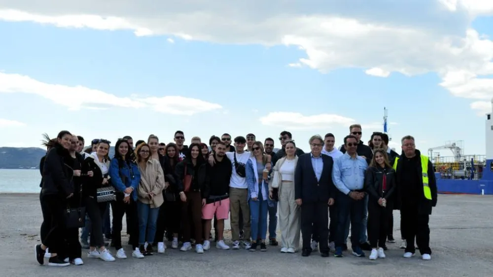 Εκπαιδευτική επίσκεψη φοιτητών του Metropolitan College  στον Λιμένα Ελευσίνας