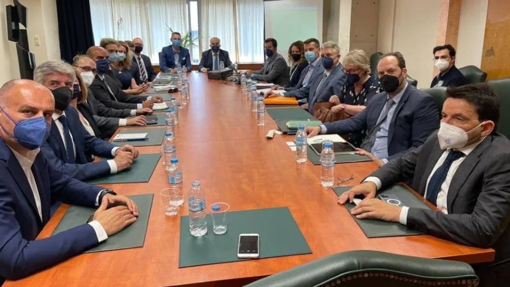 Microsoft: Εναρκτήρια συνάντηση για την στρατηγική επένδυσή στην Ελλάδα