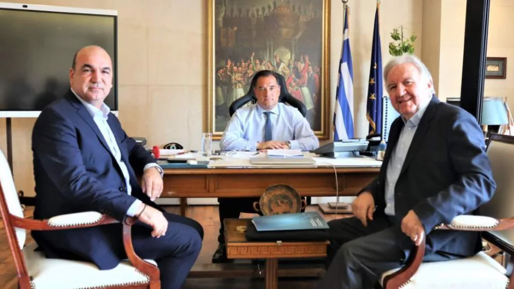 H αύξηση στον κατώτατο μισθό και η εφαρμογή της κάρτας εργασίας στη συνάντηση ΚΕΕΕ - Αδ. Γεωργιάδη