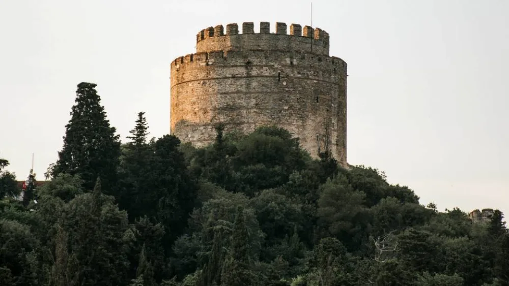 Στοιχεία ΕΞΘ: Μείωση 25% από το 2019, με 273.383 λιγότερες διανυκτερεύσεις