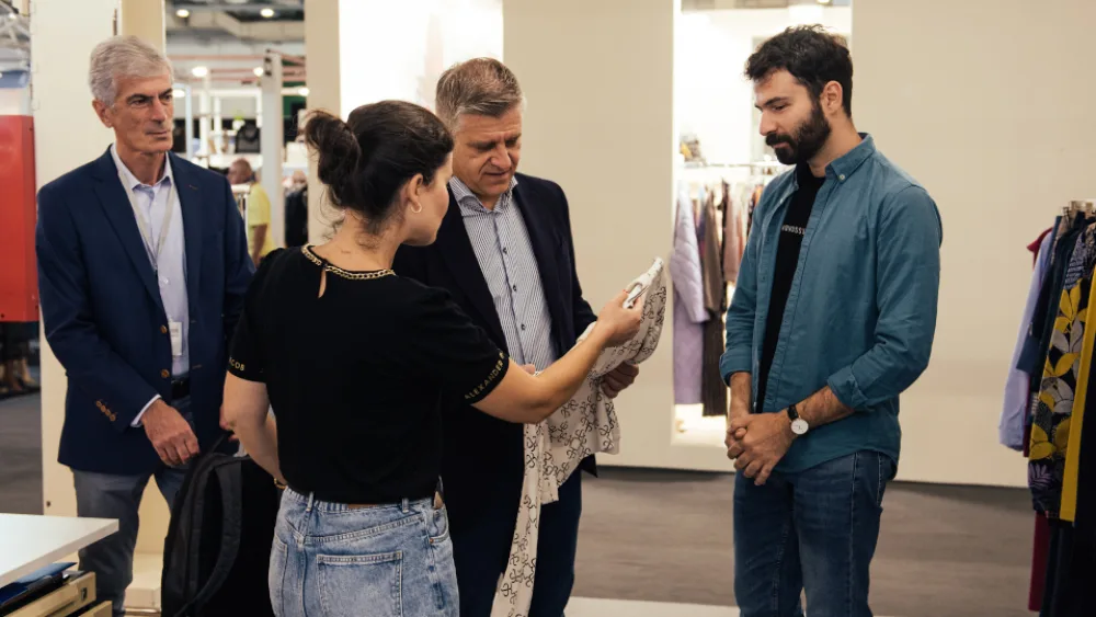 Συμφωνίες άνω των 2 εκατ. σε ένδυση – κλωστοϋφαντουργία, με τη στήριξη της Περ. Κ. Μακεδονίας