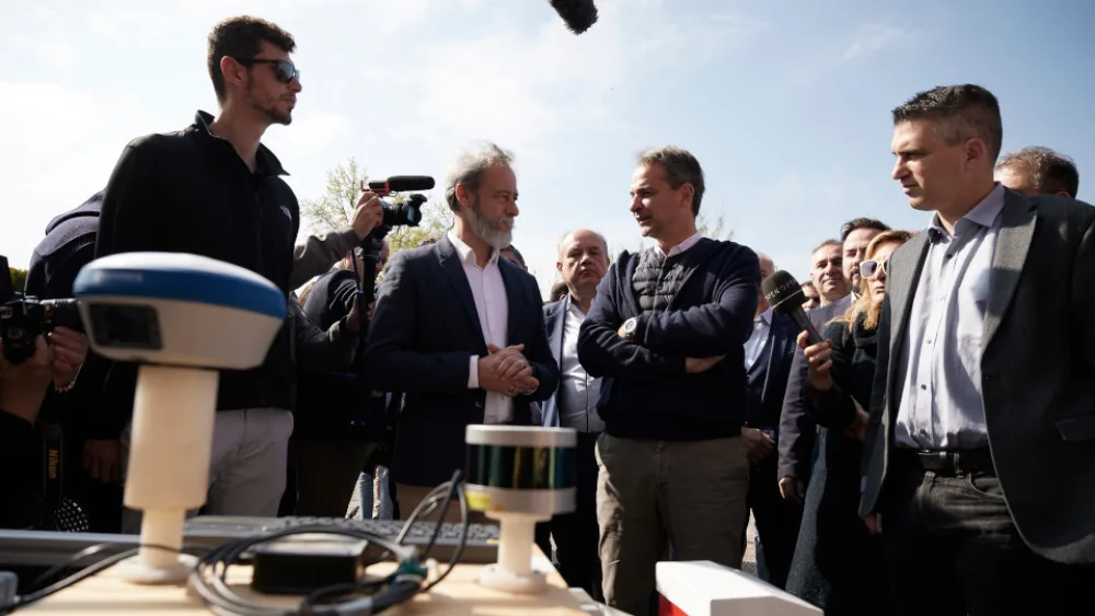 Μητσοτάκης: Καλύτερους μισθούς για να επιβραβεύσουμε τους ερευνητές και να προσελκύσουμε ανθρώπους