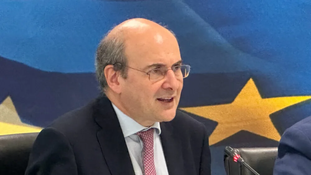 Ρύθμιση για τη λειτουργία και τις υποχρεώσεις των servicers​ προανήγγειλε ο Χατζηδάκης​