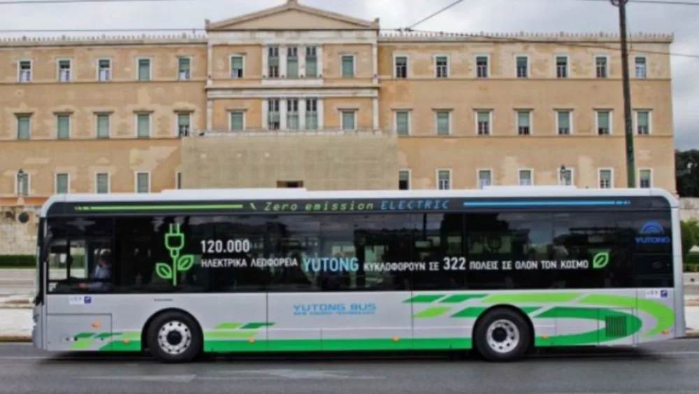 Έφτασαν στην Αθήνα τα πρώτα 140 ηλεκτρικά λεωφορεία