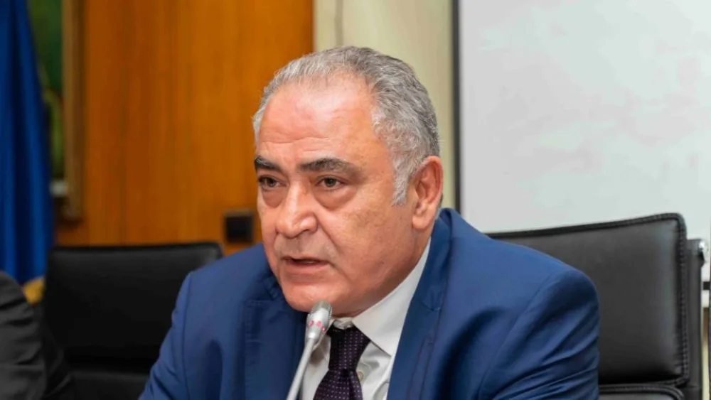 Χατζηθεοδοσίου κατά τραπεζών: «Τα χρηματοπιστωτικά ιδρύματα προτεραιοποιούν τα κέρδη, σε βάρος των πολιτών»