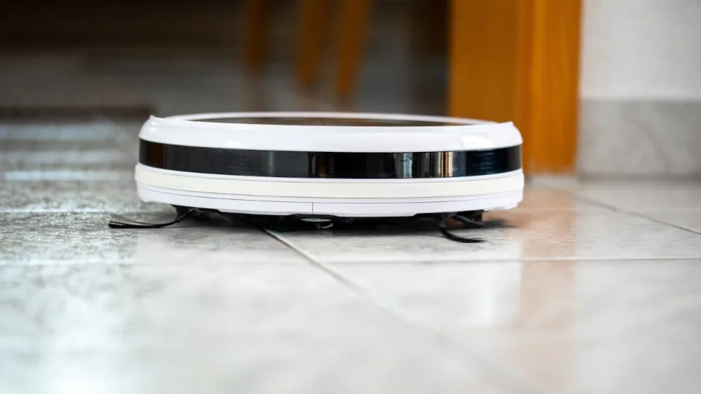 Μαζεύοντας σκόνη και… δεδομένα: Πώς μπορούν να σας κατασκοπεύσουν οι σκούπες ρομπότ