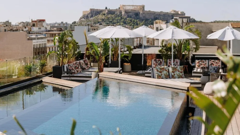 Μεγαλώνει η ομάδα της Brown Hotels: Ποια είναι τα νέα στελέχη