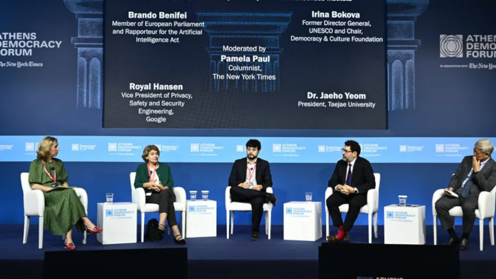 Royal Hansen, Google: Πρόκληση για την εκπαίδευση η ΤΝ