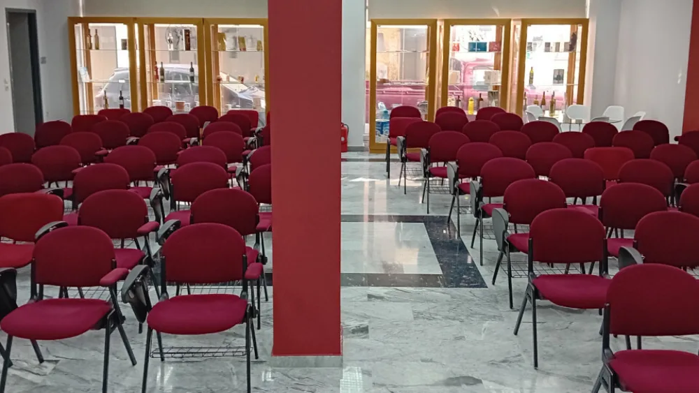 Επ. Αρκαδίας; Δωρεάν προβολή αρκαδικών προϊόντων. Μόνιμη έκθεση στην αίθουσα εκδηλώσεων