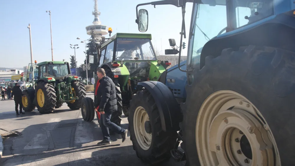 Τα έκτακτα μέτρα της τροχαίας για την κάθοδο των αγροτών με τα τρακτέρ στην Αθήνα