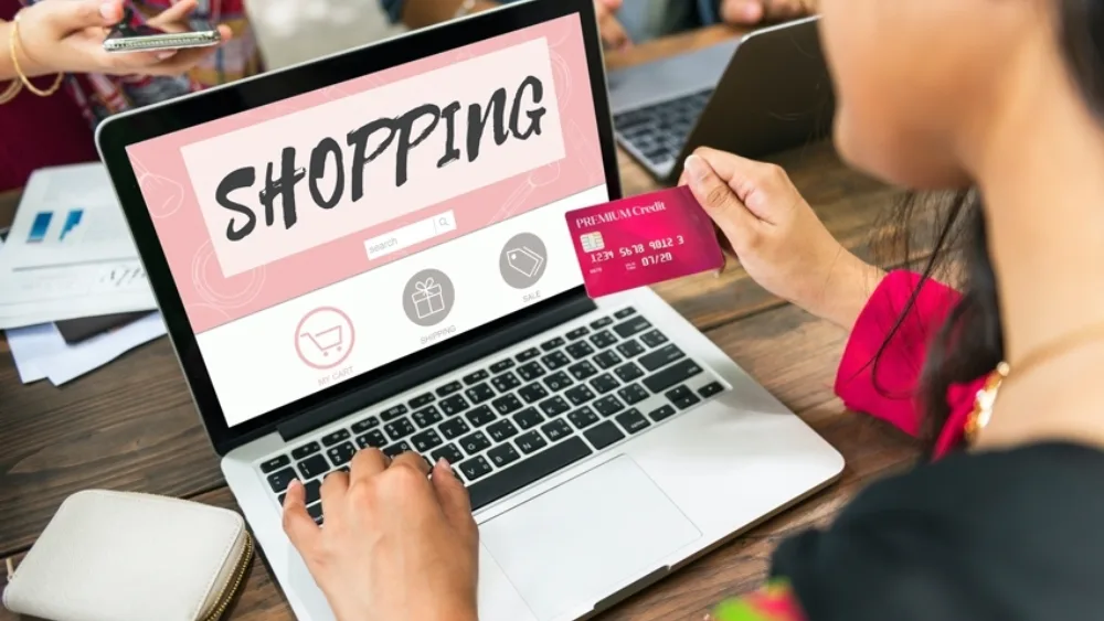 Επιχειρήσεις: Στα 31,5 δισ. ευρώ ο τζίρος στο ηλεκτρονικό εμπόριο