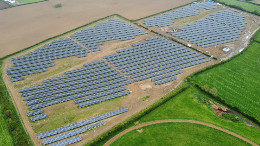 Η Mytilineos υπέγραψε δύο 10ετή PPAs με την Keppel DC REIT για Data Centers στο Δουβλίνο