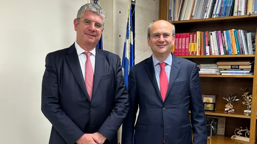 Συνάντηση Κ. Χατζηδάκη - Γ. Τσακίρη για επενδύσεις, ΜμΕ, ανάπτυξη