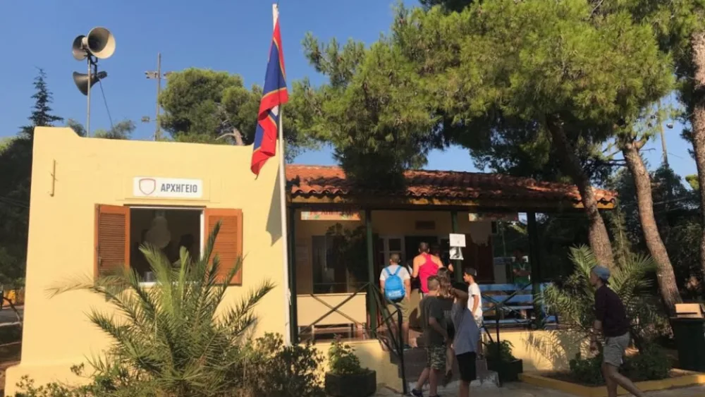 Μνημόνιο Συνεργασίας Δ. Αθηναίων - ΥΠΕΞ για φιλοξενία παιδιών της Ομογένειας σε θερινές κατασκηνώσεις