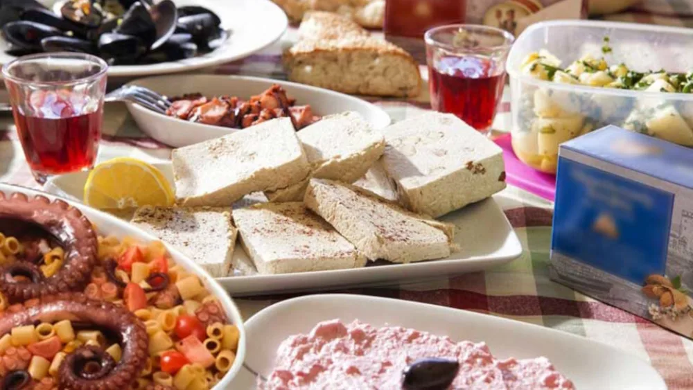 Σε επίπεδα αντίστοιχα με τις περυσινά και χαμηλότερα κινούνται οι τιμές των σαρακοστιανών