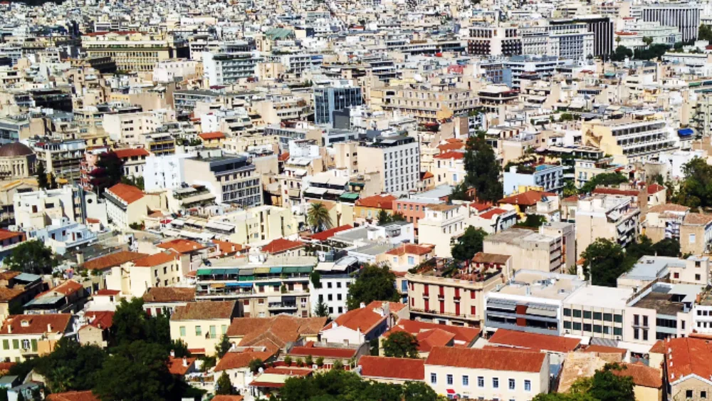 Υπουργός Ανάπτυξης: Οι παρεμβάσεις της κυβέρνησης για το κόστος στέγασης