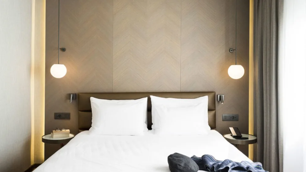 Αύξηση 1,94% στις αφίξεις και 1,87% στις διανυκτερεύσεις στα τουριστικά καταλύματα τον φετινό Μάιο