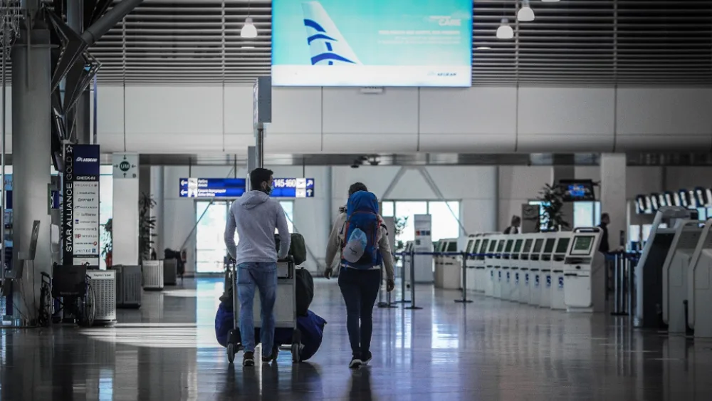 Τουρισμός:  Περίπου 5,4 εκατ. Έλληνες πολίτες πραγματοποίησαν έστω και ένα ταξίδι το 2025