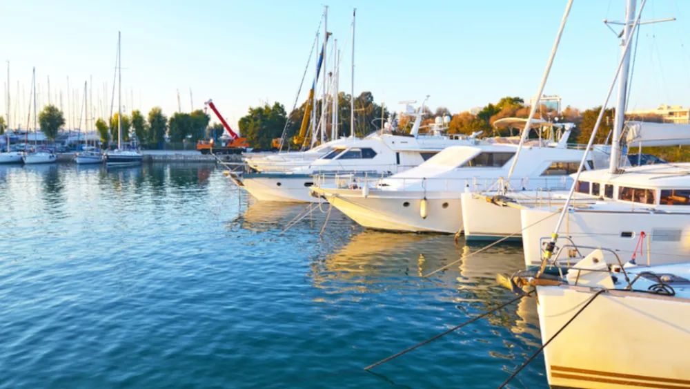 ΑΑΔΕ: Ψηφιοποίηση διαδικασίας απαλλαγής από τον ΦΠΑ κατά την εισαγωγή πλοίων αναψυχής