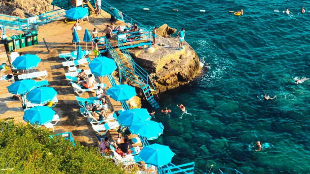 Από την 1η Μαΐου ο Κοινωνικός Τουρισμός - Προσφέρονται έως 12 δωρεάν διανυκτερεύσεις σε 300.000 δικαιούχους