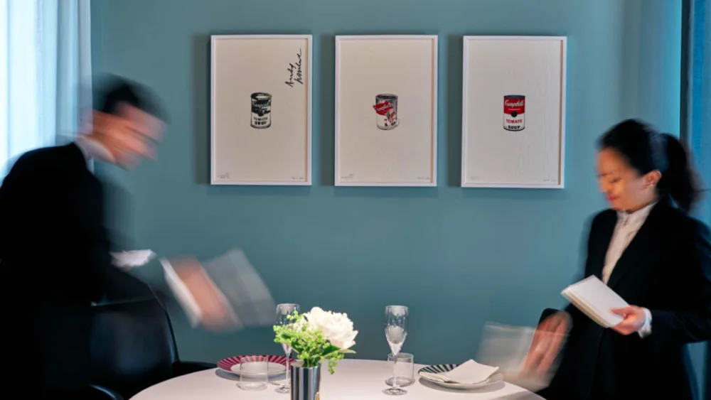 Τα πολυπόθητα εστιατορικά τραπέζια και η κράτησή τους ως «μετοχή»