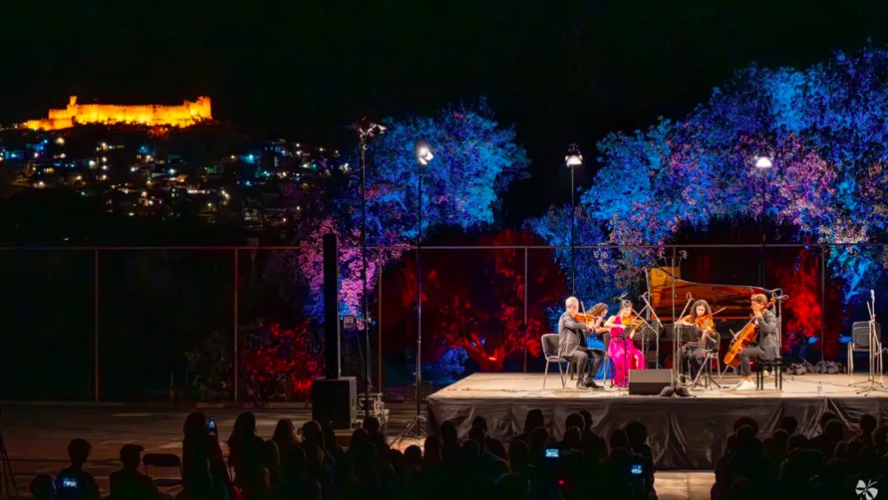 Το 11ο Διεθνές Φεστιβάλ Μουσικής φωτίζει τον Μόλυβο της Λέσβου
