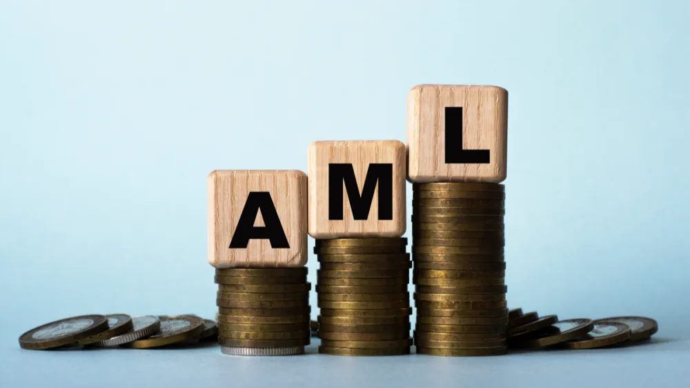 Ξέπλυμα χρήματος και διαδικτυακά καζίνο: Παγκόσμιες εξελίξεις και η προστασία του παίκτη στην Ελλάδα