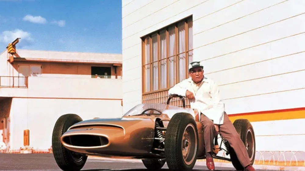 Soichiro Honda: O αντικομφορμιστής Ιάπωνας μηχανικός που ακολούθησε το όνειρό του και έχτισε μια Αυτοκρατορία από μια αποτυχία